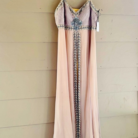Sue Wong Dresses & Skirts - Sue Wong Nocturne Beaded Maxi gown Lined sheer 12